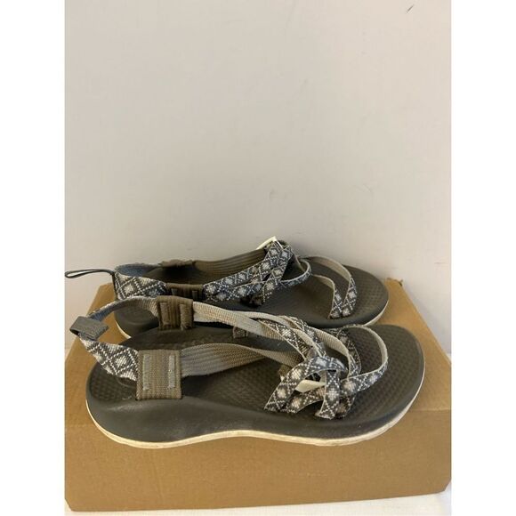 Chaco gray sandals size 3 youth - Picture 1 of 4